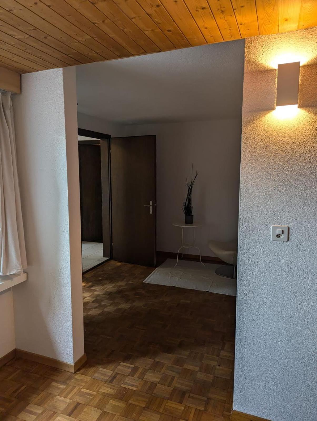 2.5 Zimmerwohnung, Pinut Trin エクステリア 写真