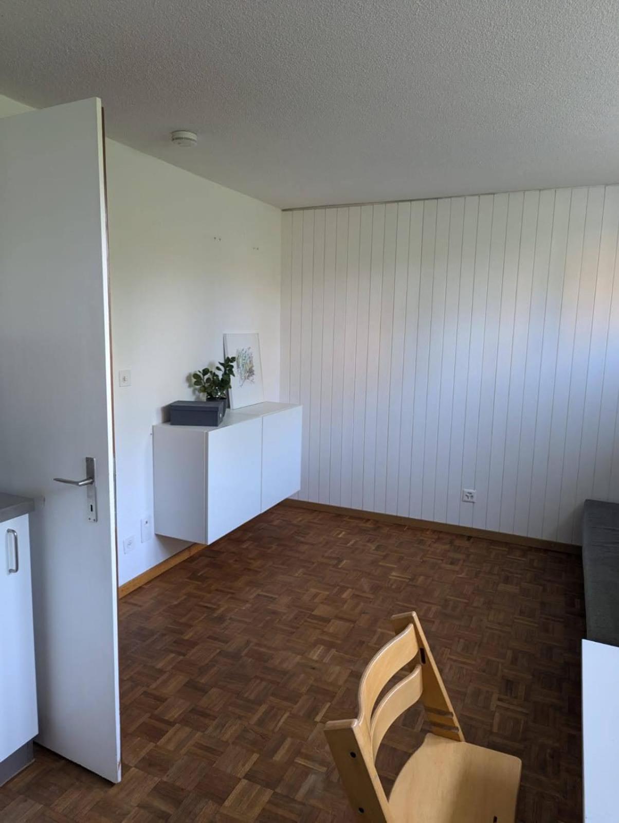 2.5 Zimmerwohnung, Pinut Trin エクステリア 写真